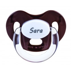 Chupete marrón con nombre personalizado