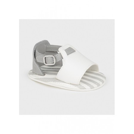 ZAPATITOS Y MERCEDITAS