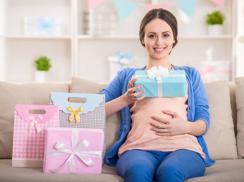 regalo sinsonte puñetazo El Osito Verde: Cuidamos de tu bebé y de la familia.-Blog El Osito  Verde-Los 11 mejores regalos para bebé 2021