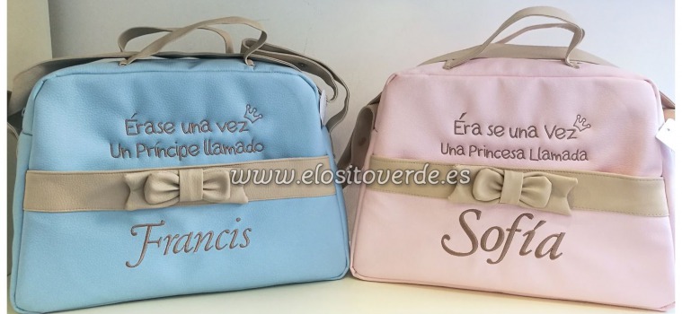 Bolso de bebé bordado con cuento y nombre el regalo ideal para llevar las cositas de tu bebé